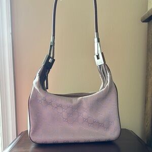 Lilac Gucci Leather Shoulder Bag